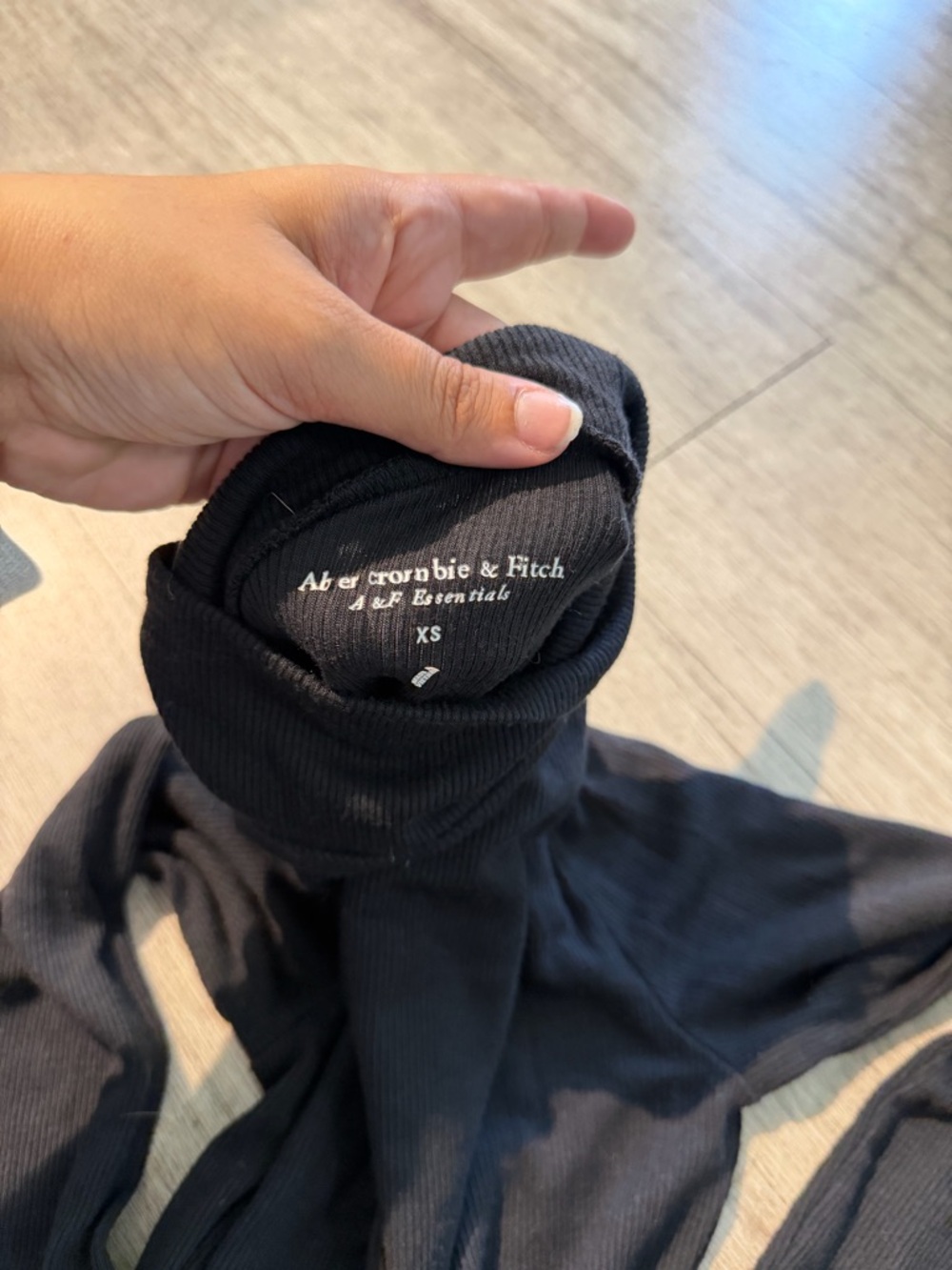 Abercrombie & Fitch Black Turtleneck Long Sleeve ribbed Top - Picture 2 of 2